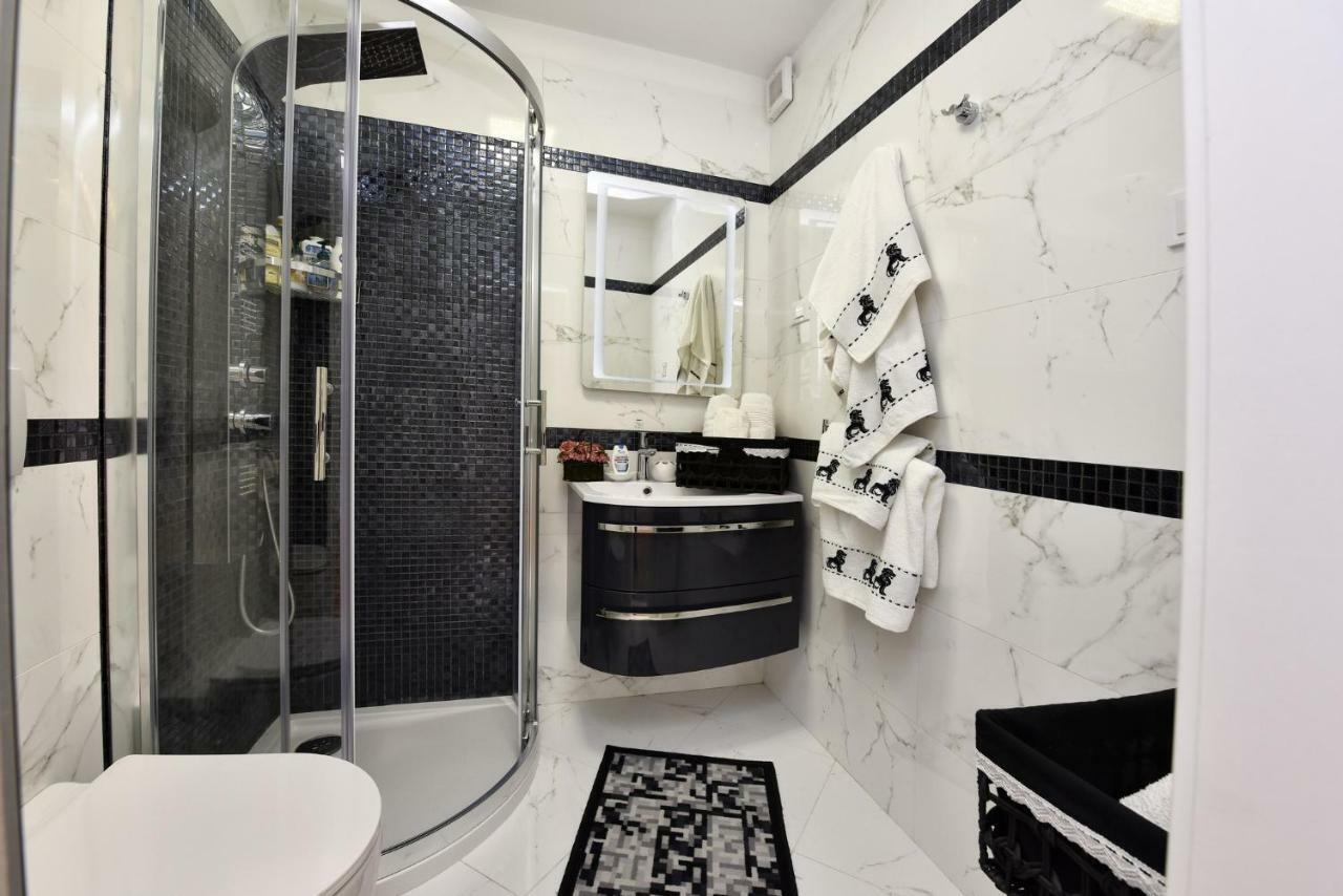 Apartment Markovski Пореч Экстерьер фото